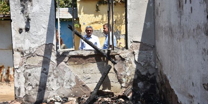 Başkan Alıcık, Evleri Yanan Üç Aileye Yardım Eli Uzattı