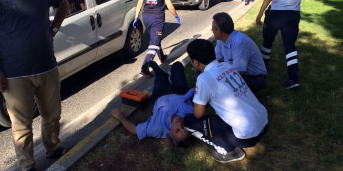 Polis Aracıyla Otomobil Çarpıştı: 1 Yaralı