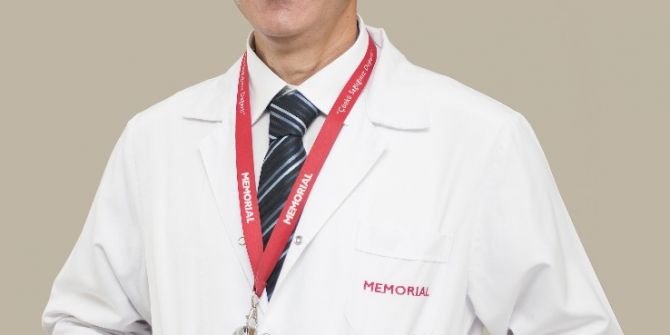 Prof. Dr. Şafak, Hasta Kabulüne Başladı