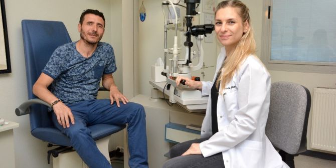 23 Yıl Sonra Gözlükten Kurtuldu