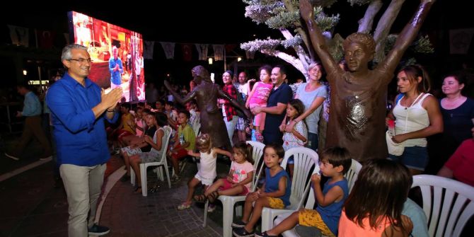 Karşıyaka’nın Parklarında Konser Zamanı