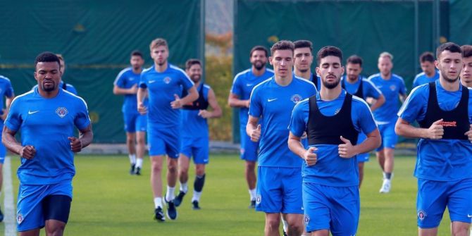 Kasımpaşa, Hazırlıklarını Sürdürüyor