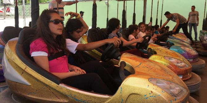 İzmitli Çocuklar Lunaparkta Eğlendi