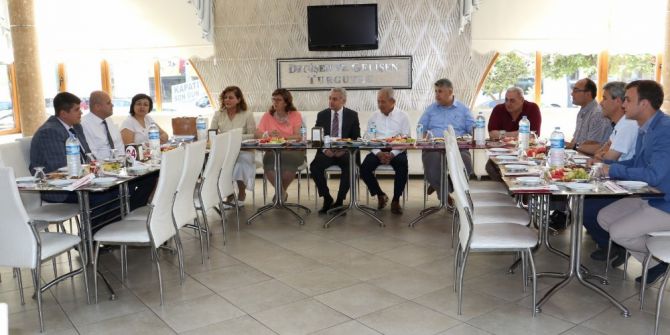 Turgutlu’da Akıllı Sayaçlar Görüşüldü