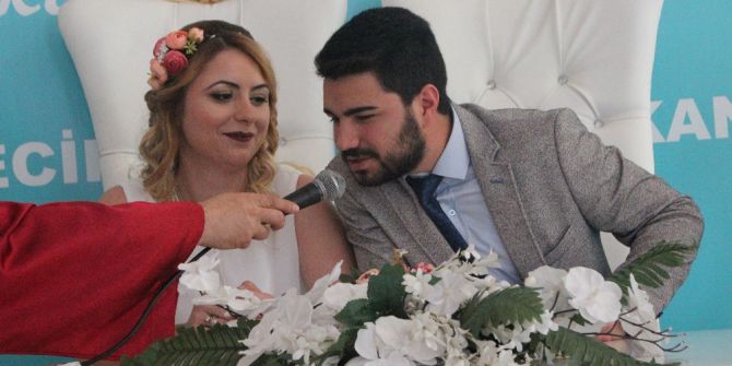 Bugün Nikah Törenleri 20.30’a Kadar Devam Edecek