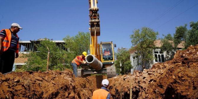 Yeni Yerleşim Alanlarına Altyapı Hattı Döşeniyor