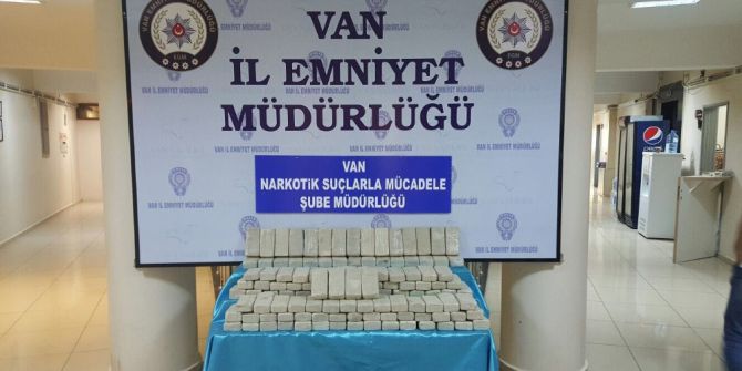 ‘Rexo’ Uyuşturucu Kaçakçılarına Geçit Vermiyor