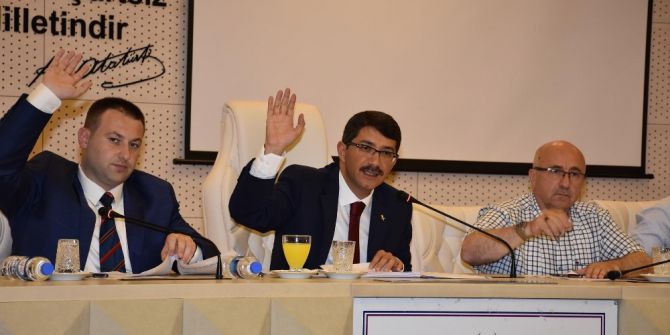 Meclisten Başkan Çelik’e Kentsel Dönüşüm Yetkisi