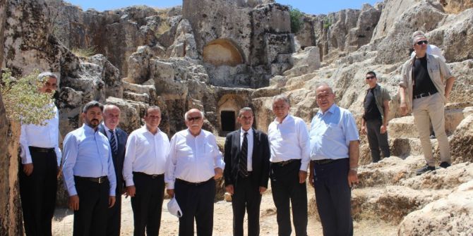 Bakan Avcı’dan Perre Antik Kent’teki Kamulaştırma Sorunuyla İlgili Açıklama