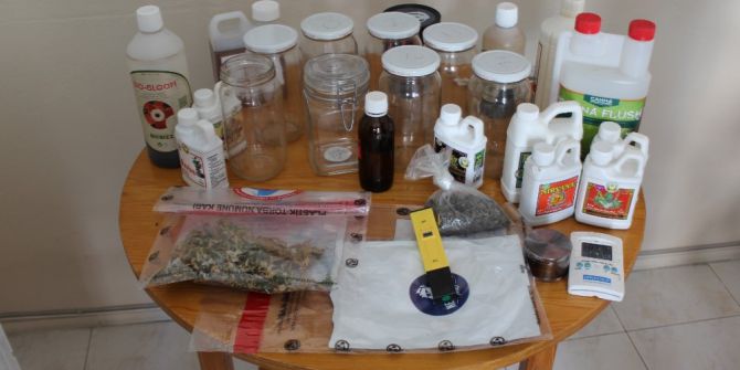 Kanada’dan Posta İle Gönderilen 500 Gram Esrar Ele Geçirildi