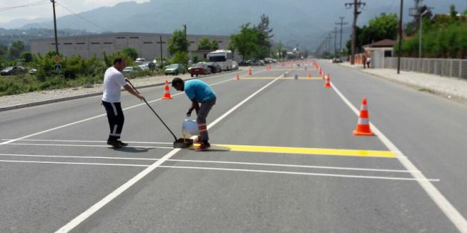 Şehirde Yol Çizgi Çalışmaları Yapılıyor