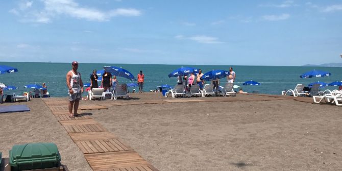 Batı Karadenize Bir Mavi Bayrak Daha Çekildi