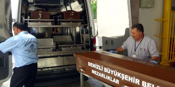 Denizli’deki Feci Kazada Ölen Çocukların Cenazeleri Verildi