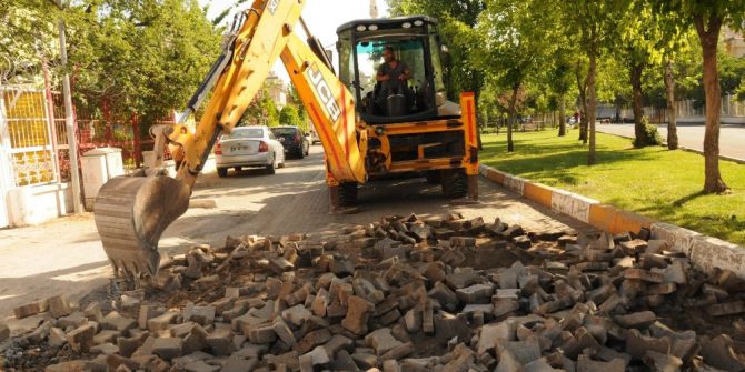 Esnaf İstedi, Yol Çalışması Başlatıldı