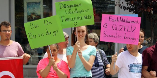 Edirne’den Şarkıcı Sedat Kapurtu’ya Destek