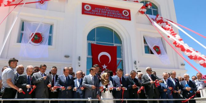 Bakan Bozdağ: "Adli Tıp Kurumu Şube Müdürlükleri Türkiye’nin 81 İlinde Faaliyete Geçecek"