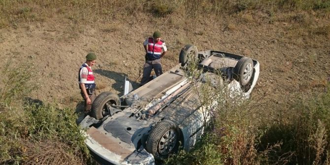 Takla Atan Araçtan Sağ Çıktılar