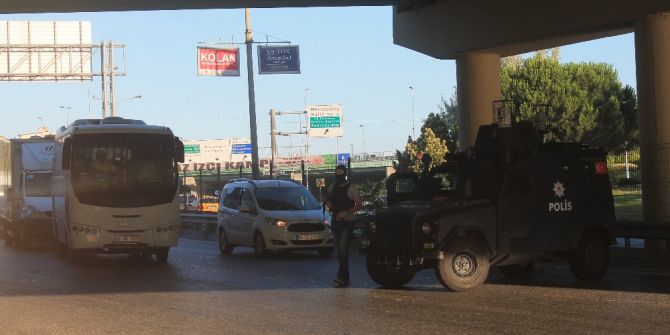 Okmeydanı Kavşağında Şüpheli Tüp Paniği