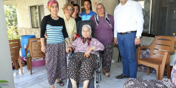 Başkan Çeçrioğlu, Kuyucak’ta Yüzleri Güldürdü