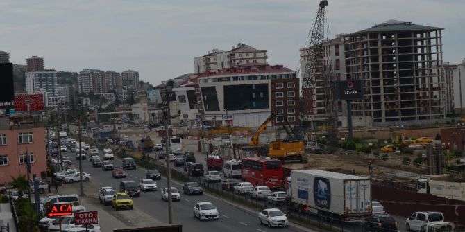 Yaklaşık 780 Bin Nüfuslu Trabzon’da 180 Bin 697 Tescilli Araç Bulunuyor