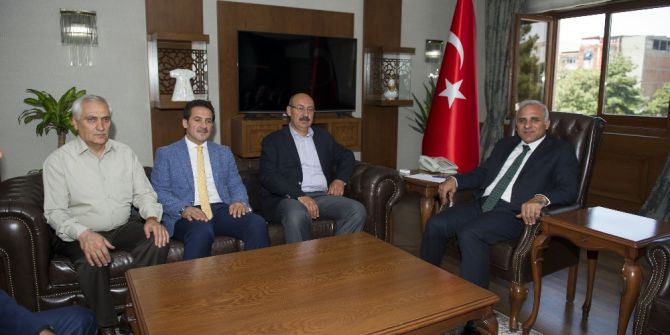 Belediyespor Heyetinden Vali Zorluoğlu’na Ziyaret