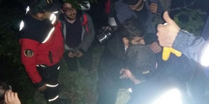 3 Arkadaş Sis Bastırınca Uludağ’da Kayboldu