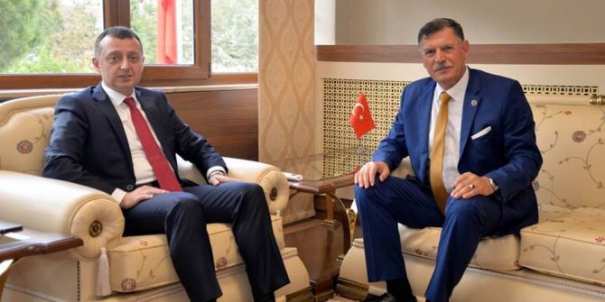 Başkan Duymuş’tan Vali Büyükakın’a Ziyaret