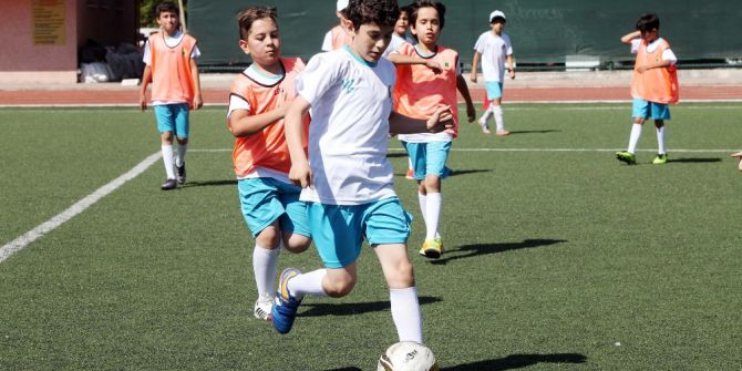 Yenimahalle’nin Yaz Spor Okulları Açıldı