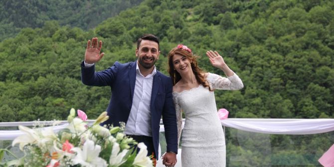 Türkiye’nin En Yüksek Cam Seyir Terasında Nikah Kıydılar