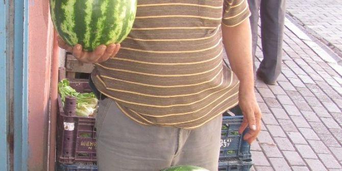 Araban Karpuzu Tezgahlardaki Yerini Aldı