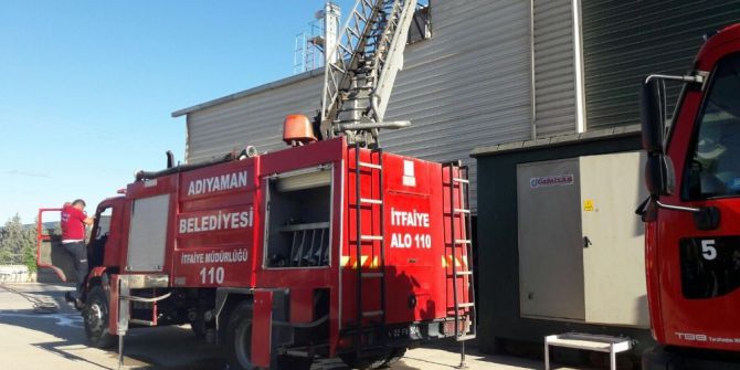 Fabrikadaki Yangın Büyümeden Söndürüldü