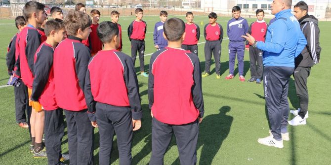 Şanlıurfa’da Futbol Yaz Okulu Başlıyor