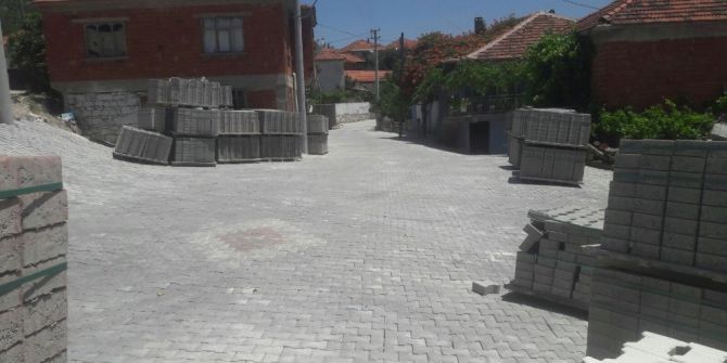 Kocaiskan’da Kilit Parke Taşı Döşemesi Devam Ediyor