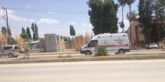 Teröristlerden Yol Şantiyesine Saldırı: 2 Yaralı