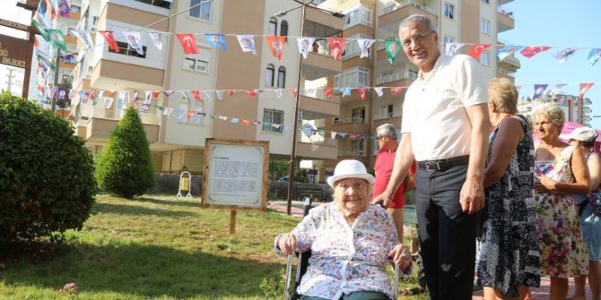 Muazzez İlmiye Çığ’ın İsmi Mezitli’de Parkta Yaşayacak