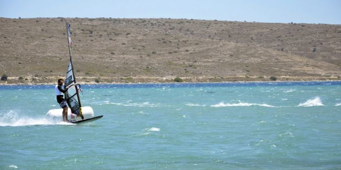 Alaçatı Sörf Şenliği Renkli Başladı