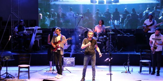 Akşehir’de Resul Dindar İle Karadeniz Rüzgarı Esti