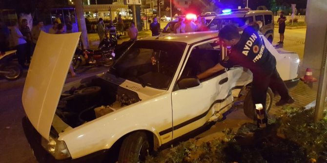 Misafirlikten Dönen Aile Kaza Yaptı: 2 Yaralı