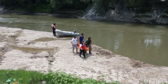 Sakarya Nehrine Düşen 10 Yaşındaki Çocuk Ölü Olarak Bulundu