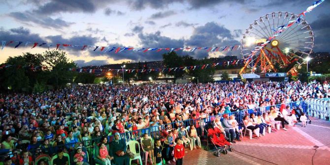 Çocuklar, Harika Kanatlar’ı Heyecanla İzledi