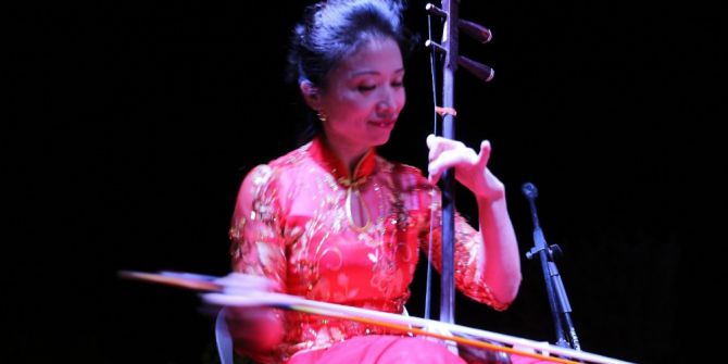 Çinli Sanatçılardan Uçhisar Kasabasında Halk Konseri