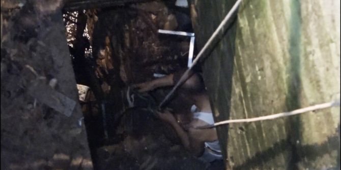 Kuyuda Mahsur Kalan Kişiyi İtfaiye Çıkardı