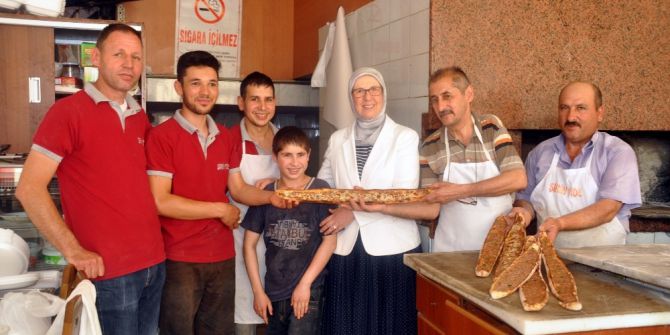 Eski Bakan Dr. Sema Ramazanoğlu’ndan Karacasu Pidesine Övgü