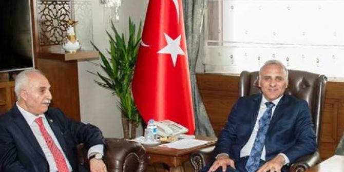 Karael’den, Vali Zorluoğlu’na Ziyaret