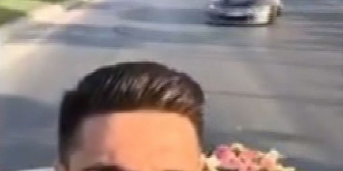 Gelin Arabasının Önünü Kesip Drift Yapan Maganda Kamerada