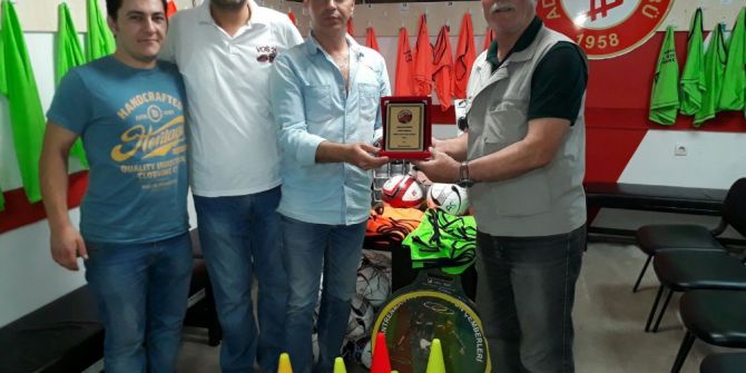 Vos26’dan Adanırspor’a Spor Malzeme Desteği