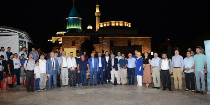 Şairler Ve Şiir Severler Mevlana Şiir Şöleninde Buluştu