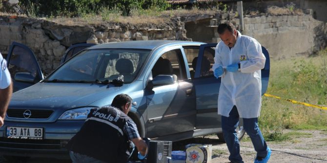 Uzman Çavuş Otomobilinde İntihar Etmiş Olarak Bulundu