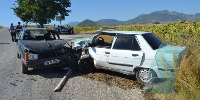 Kozan’da Trafik Kazası 1’i Ağır, 7 Yaralı