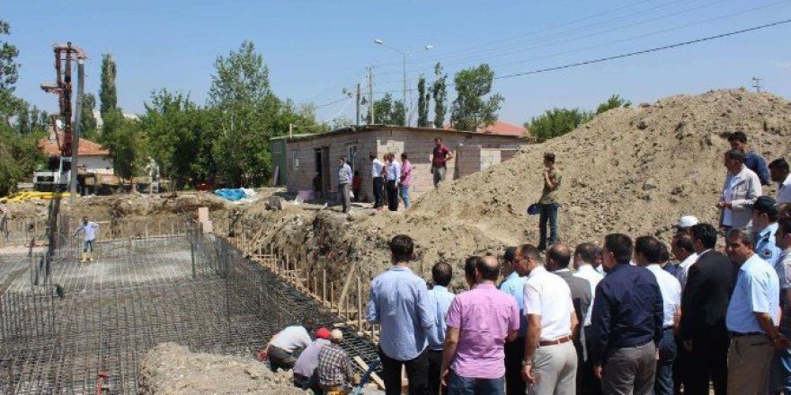 Horasan ‘Da Kız Öğrenci Yurdunun Temeli Atıldı